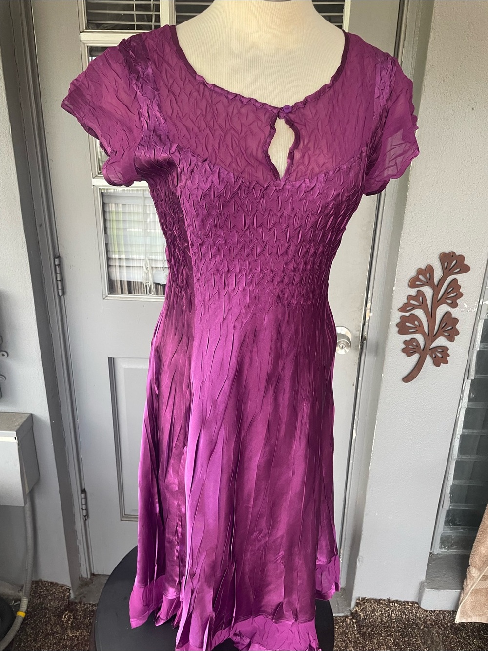 Elegant Mauve Dress Barn Crinkle -Texture Women’s Dress